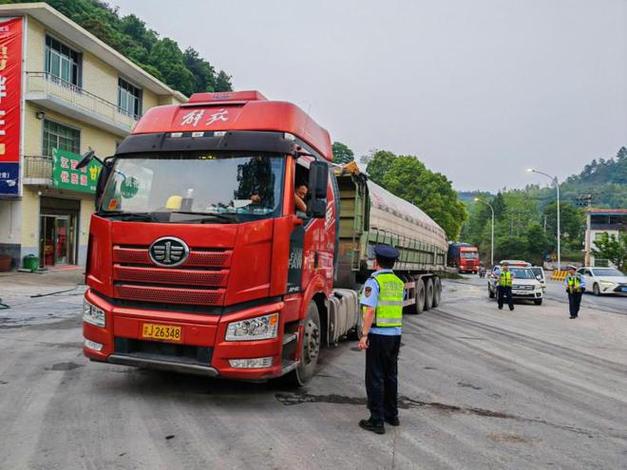 上栗县交通运输局织密 "五一" 道路运输安全网 筑牢货运监管防线